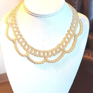 Vintage faux pearl collar